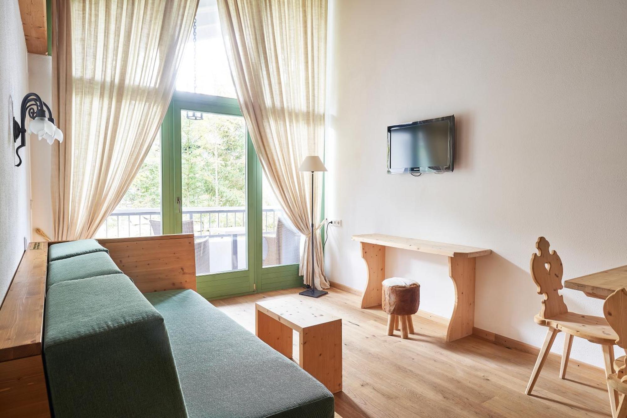 Rosamunde Apartments Leutasch Ruang foto